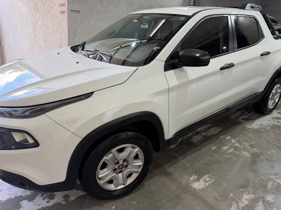 FIAT TORO 1.8 16V EVO FLEX ENDURANCE AT6 FIAT TORO 1.8 16V EVO FLEX ENDURANCE AT6